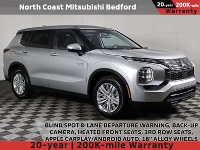 New 2025 Mitsubishi Outlander ES