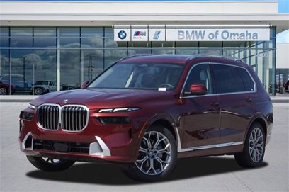 New 2025 BMW X7 xDrive40i w/ Premium Package