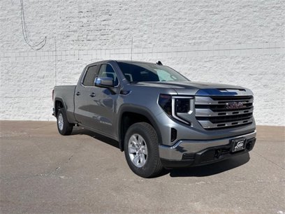 New 2023 GMC Sierra 1500 SLE