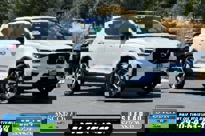 Used 2024 Volvo XC40 B5 Core