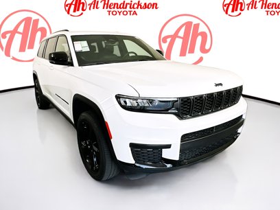 Used 2023 Jeep Grand Cherokee L Laredo