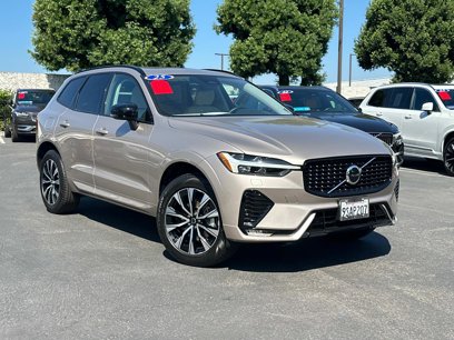 Certified 2025 Volvo XC60 B5 Core w/ Protection Package Premier