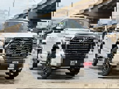 New 2025 Toyota Tundra Platinum