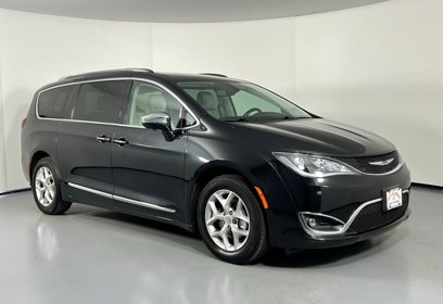 Used 2020 Chrysler Pacifica Limited