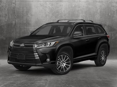 Used 2017 Toyota Highlander SE
