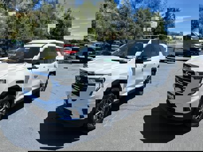 New 2025 GMC Acadia Elevation