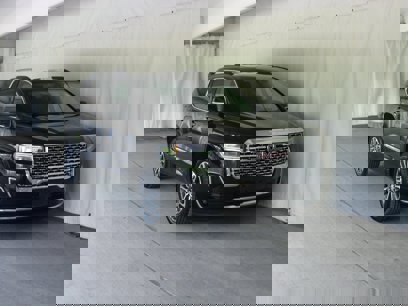 Used 2021 GMC Acadia Denali w/ Denali Ultimate Package
