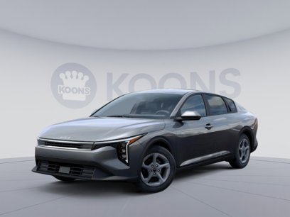 New 2025 Kia K4 LXS