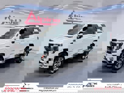 Used 2022 GMC Yukon SLT w/ SLT Luxury Package