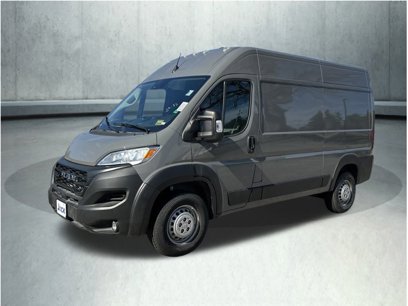 New 2025 RAM ProMaster 2500 w/ Convenience Group