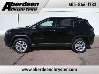 New 2025 Jeep Compass Latitude w/ Convenience Group
