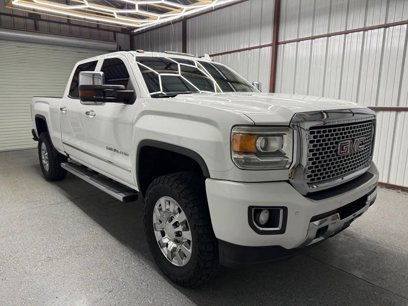 Used 2016 GMC Sierra 2500 Denali w/ Duramax Plus Package