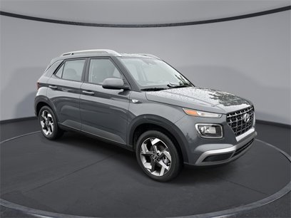 New 2025 Hyundai Venue SEL