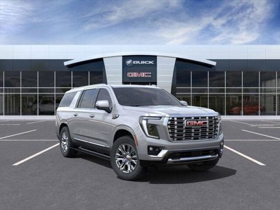 New 2025 GMC Yukon XL Denali w/ Sun & Power Step Package