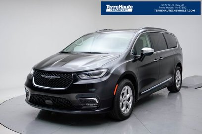 Used 2022 Chrysler Pacifica Limited