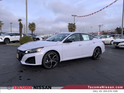New 2025 Nissan Altima 2.5 SR w/ SR Premium Package