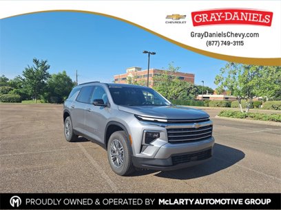 New 2025 Chevrolet Traverse LT w/ Driver Confidence Package