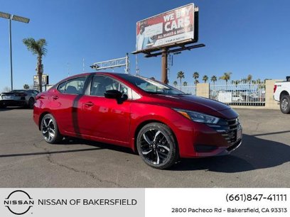 New 2025 Nissan Versa SR w/ Trunk Package