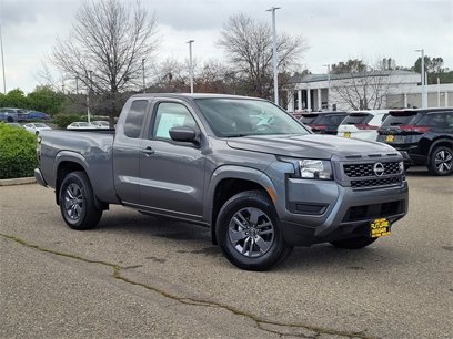 New 2025 Nissan Frontier SV