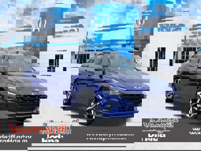 Used 2023 Hyundai Elantra SEL w/ Convenience Package