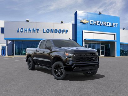 New 2025 Chevrolet Silverado 1500 Custom w/ LPO, Dark Essentials Package