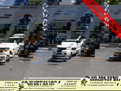 New 2025 Chrysler Pacifica Select