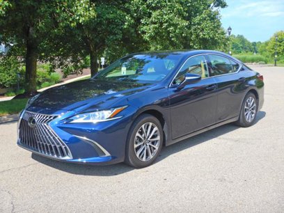 Used 2023 Lexus ES 350