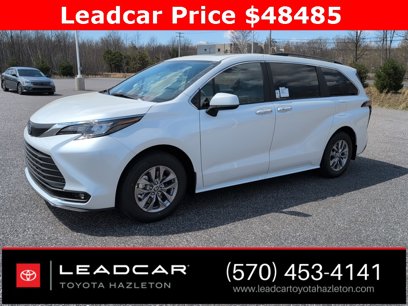 New 2025 Toyota Sienna XLE