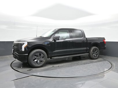 New 2025 Ford F150 Lightning XLT w/ Max Trailer Tow Package