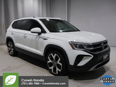 Used 2022 Volkswagen Taos SEL w/ Panoramic Sunroof Package