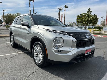 Used 2025 Mitsubishi Outlander ES