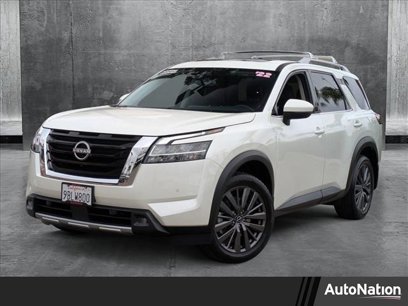Used 2022 Nissan Pathfinder SL