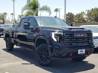 New 2025 GMC Sierra 2500 AT4 w/ AT4 Premium Plus Package