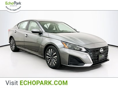 Used 2023 Nissan Altima 2.5 SV
