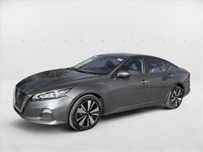 Used 2022 Nissan Altima 2.5 SV
