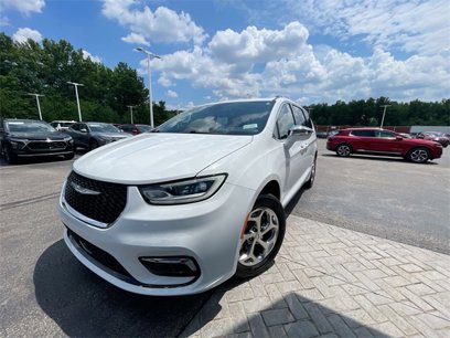 Used 2021 Chrysler Pacifica Limited