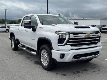 New 2025 Chevrolet Silverado 2500 LT w/ Z71 Chrome Sport Edition