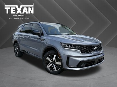 Used 2022 Kia Sorento EX w/ Panoramic Sunroof Package