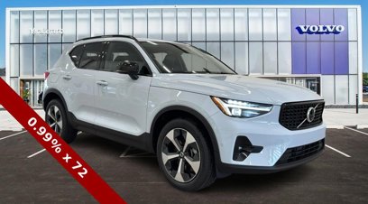 New 2026 Volvo XC40 B5 Plus w/ Protection Package Premier