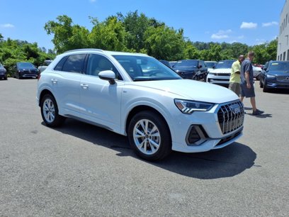 New 2025 Audi Q3 2.0T Premium Plus