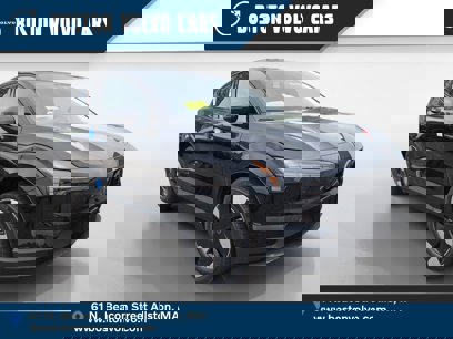 New 2025 Volvo EX30 Plus w/ Protection Package Premier