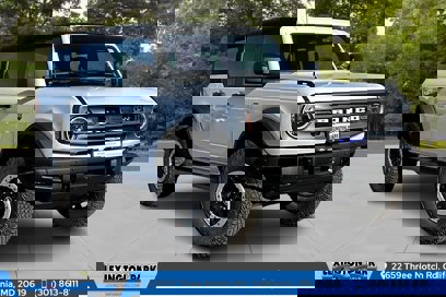 New 2024 Ford Bronco Big Bend w/ Sasquatch Package