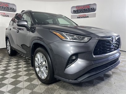 Used 2023 Toyota Highlander Limited