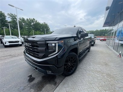Certified 2024 GMC Sierra 1500 Elevation w/ LPO, Elevation Black Package