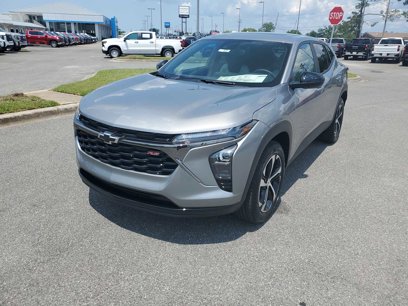 New 2025 Chevrolet Trax RS w/ Sunroof Package