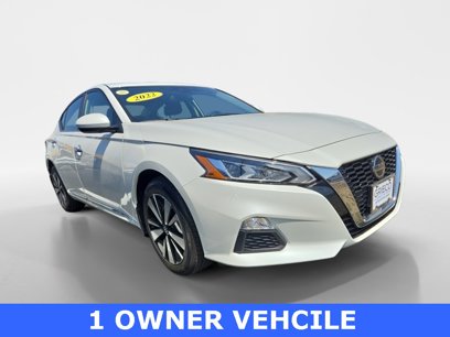 Used 2022 Nissan Altima 2.5 SV
