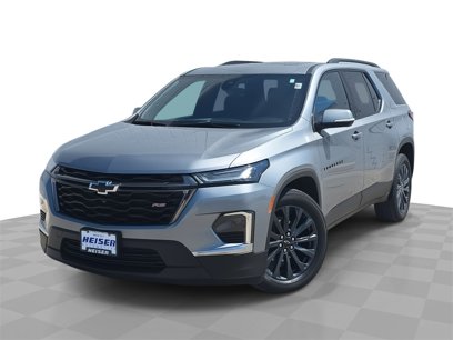 Used 2023 Chevrolet Traverse RS