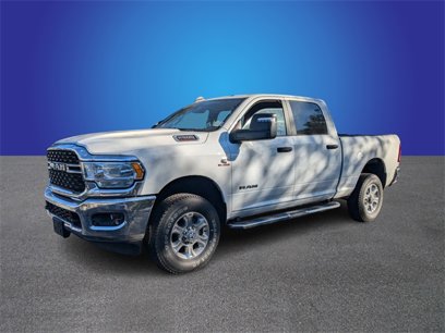 Used 2023 RAM 2500 Big Horn w/ Level 1 Equipment Group