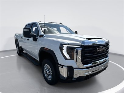 New 2025 GMC Sierra 2500 Pro w/ 1SA Pro Safety Plus Package