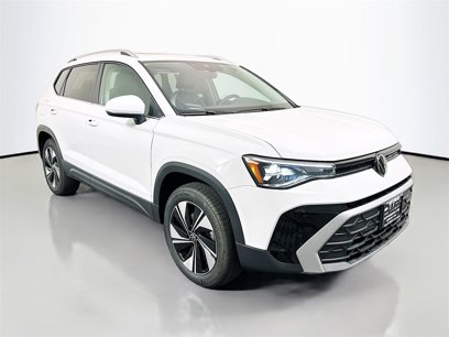 New 2025 Volkswagen Taos SE